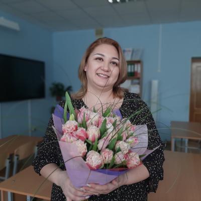 Цветы и улыбки для учителей